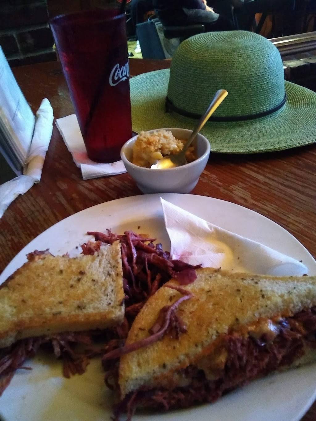 The Honest Pint | restaurant | 35 Patten Pkwy, Chattanooga, TN 37402, USA | 4234684192 OR +1 423-468-4192