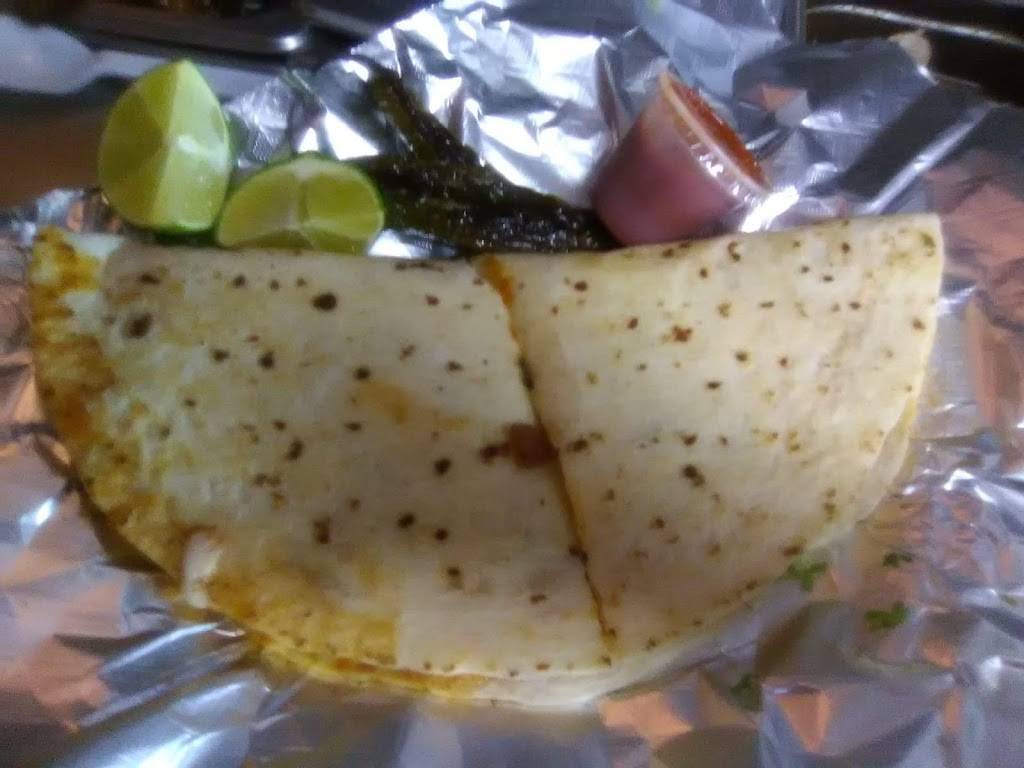 La Sirenita Taco Truck | restaurant | 10398 Avalon Rd NW, Albuquerque, NM 87121, USA | 5052648229 OR +1 505-264-8229