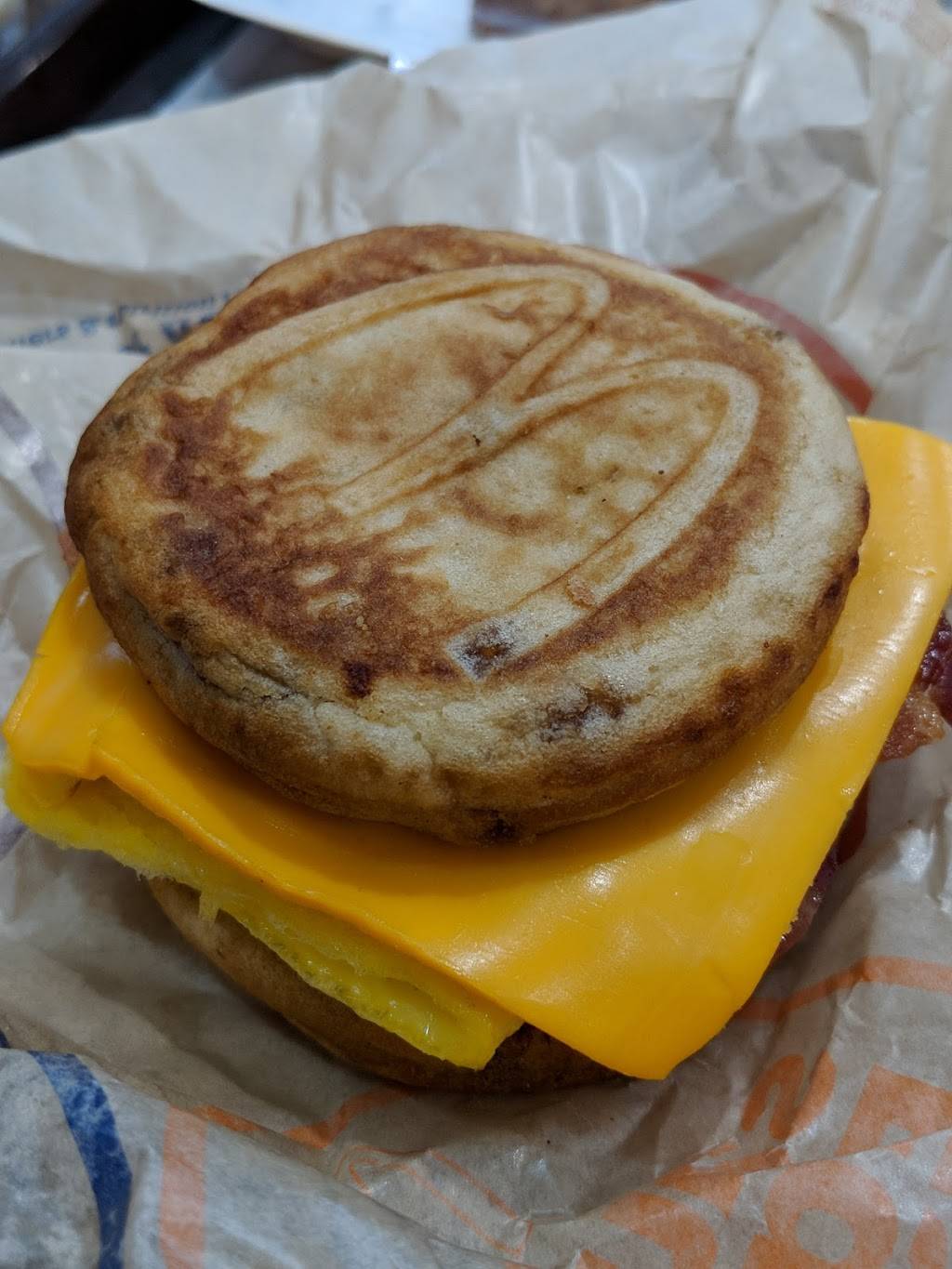 McDonalds | restaurant | 180 El Camino Real, San Carlos, CA 94070, USA | 6505954479 OR +1 650-595-4479