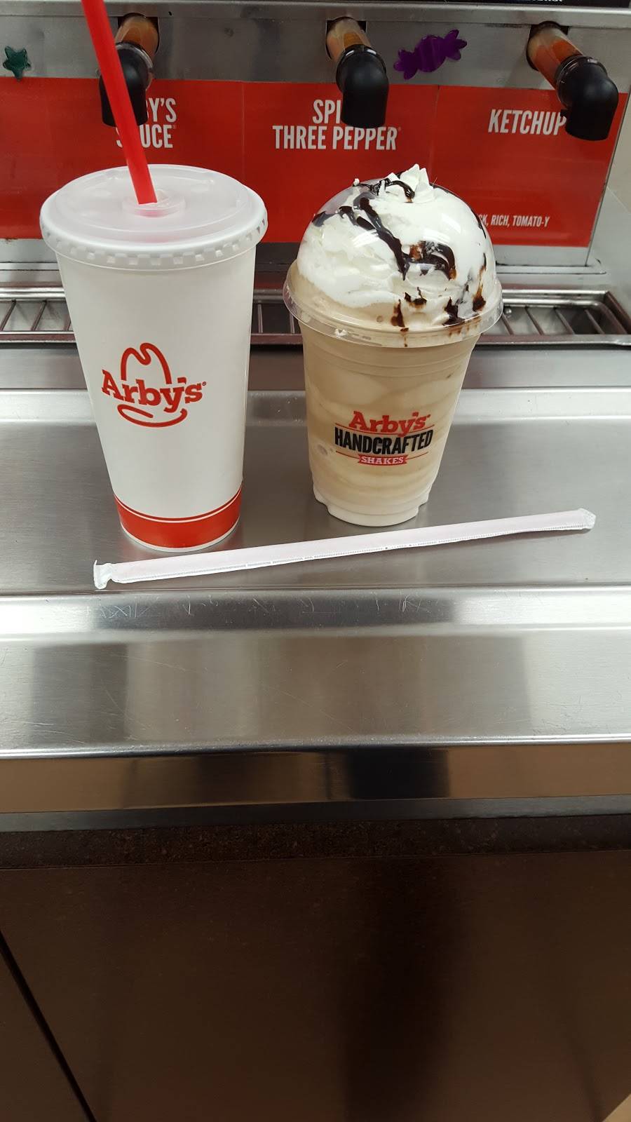 Arbys | meal takeaway | 1893 W Grant Rd, Tucson, AZ 85745, USA | 5207924234 OR +1 520-792-4234