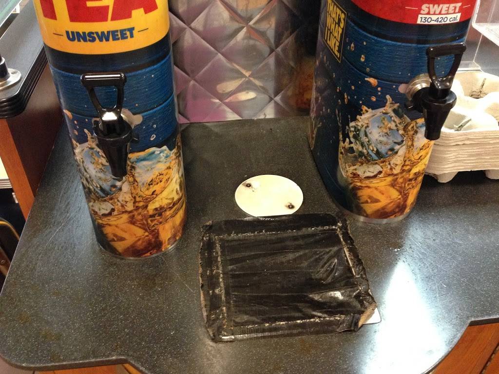 Long John Silvers | restaurant | 106 Moraine Pointe Plaza, Butler, PA 16001, USA | 7242853825 OR +1 724-285-3825