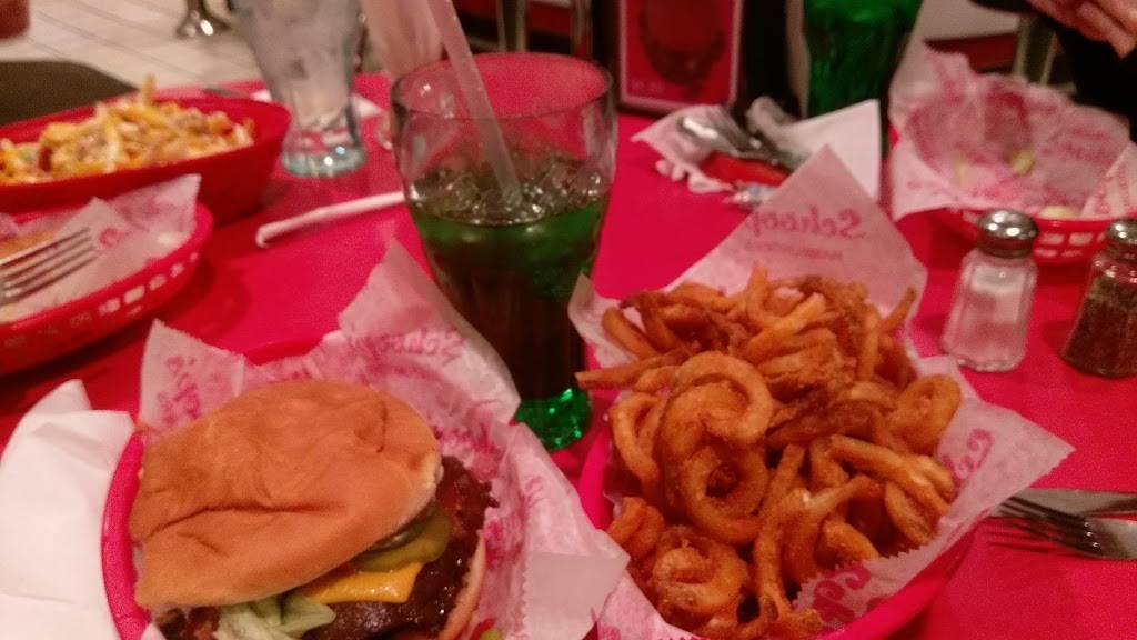Schoops Hamburgers | restaurant | 3905 45th St, Highland, IN 46322, USA | 2199246012 OR +1 219-924-6012