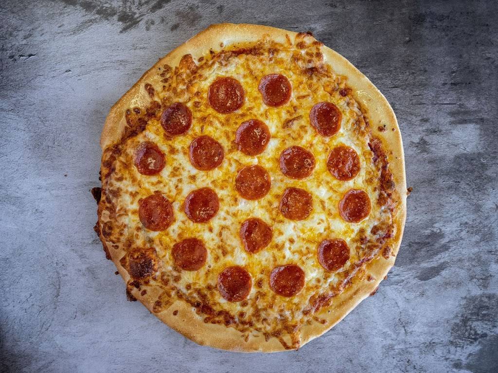 Bulldog Pizza | meal takeaway | 2017 S Santa Fe Ave, Moore, OK 73160, USA | 4053782400 OR +1 405-378-2400