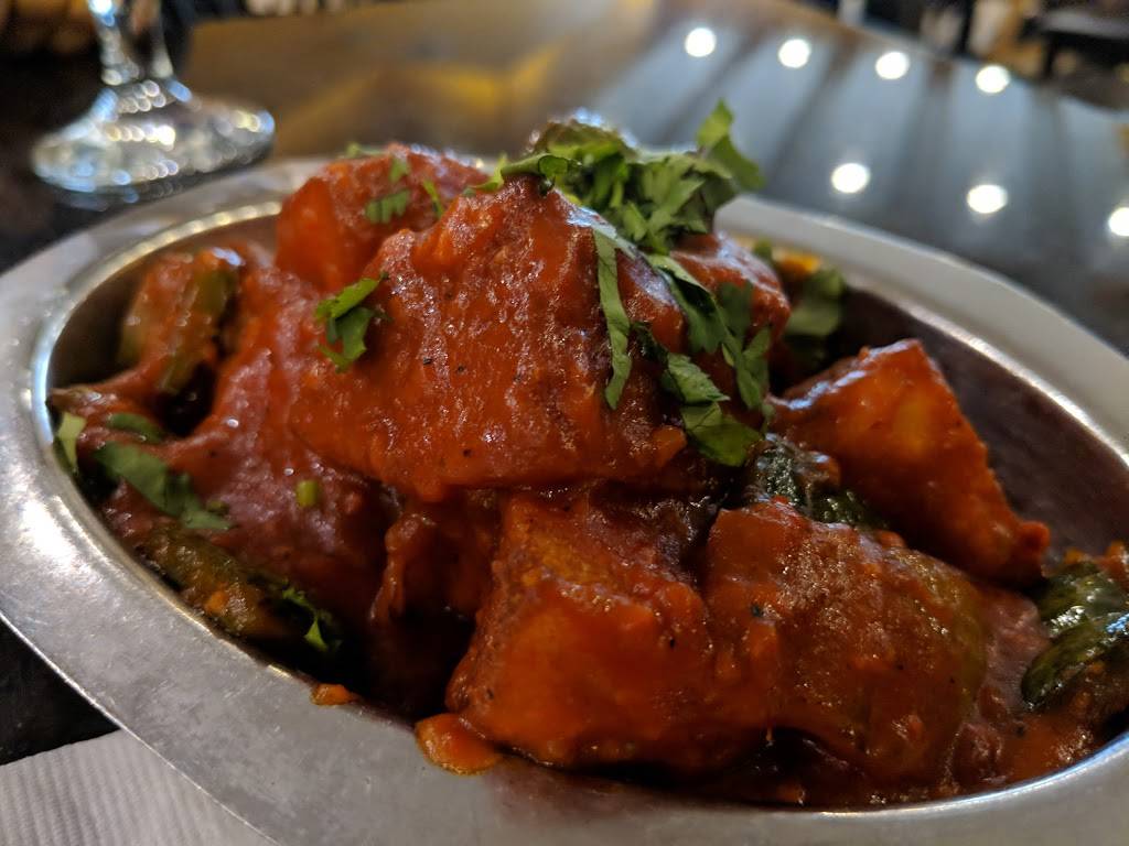 Mysore Woodlands | restaurant | 2548 W Devon Ave, Chicago, IL 60659, USA | 7733388160 OR +1 773-338-8160