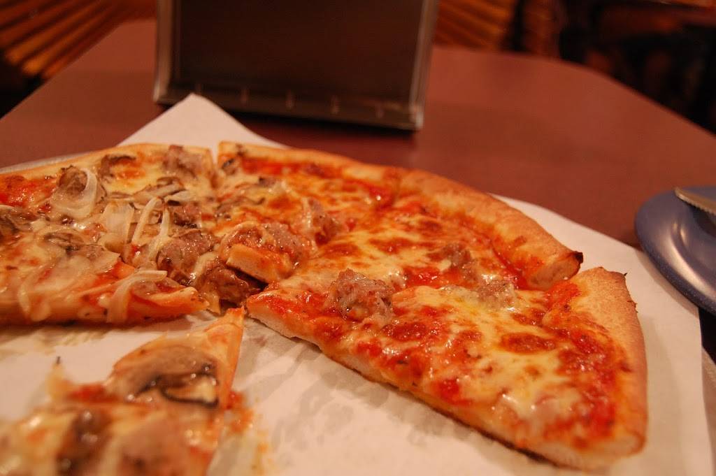 Tasty Pizza | restaurant | 5101 Mayfield Rd, Lyndhurst, OH 44124, USA | 4404491252 OR +1 440-449-1252