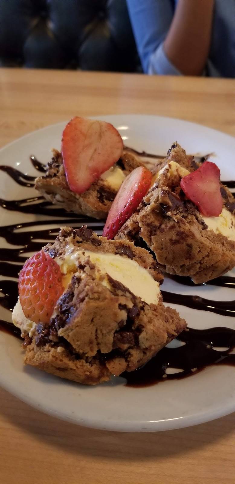 Slaters 50/50 | restaurant | 2817 Greenville Ave, Dallas, TX 75206, USA | 2148880158 OR +1 214-888-0158