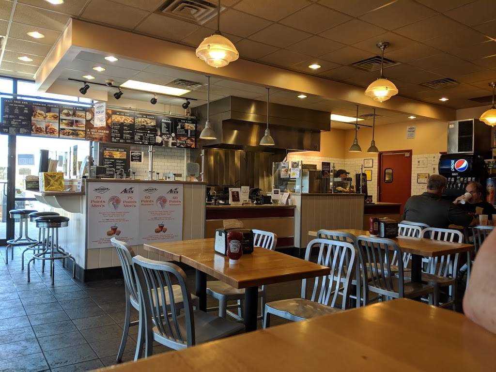 Wayback Burgers | restaurant | 115 Cross Pointe Blvd #4, Evansville, IN 47715, USA | 8124759272 OR +1 812-475-9272