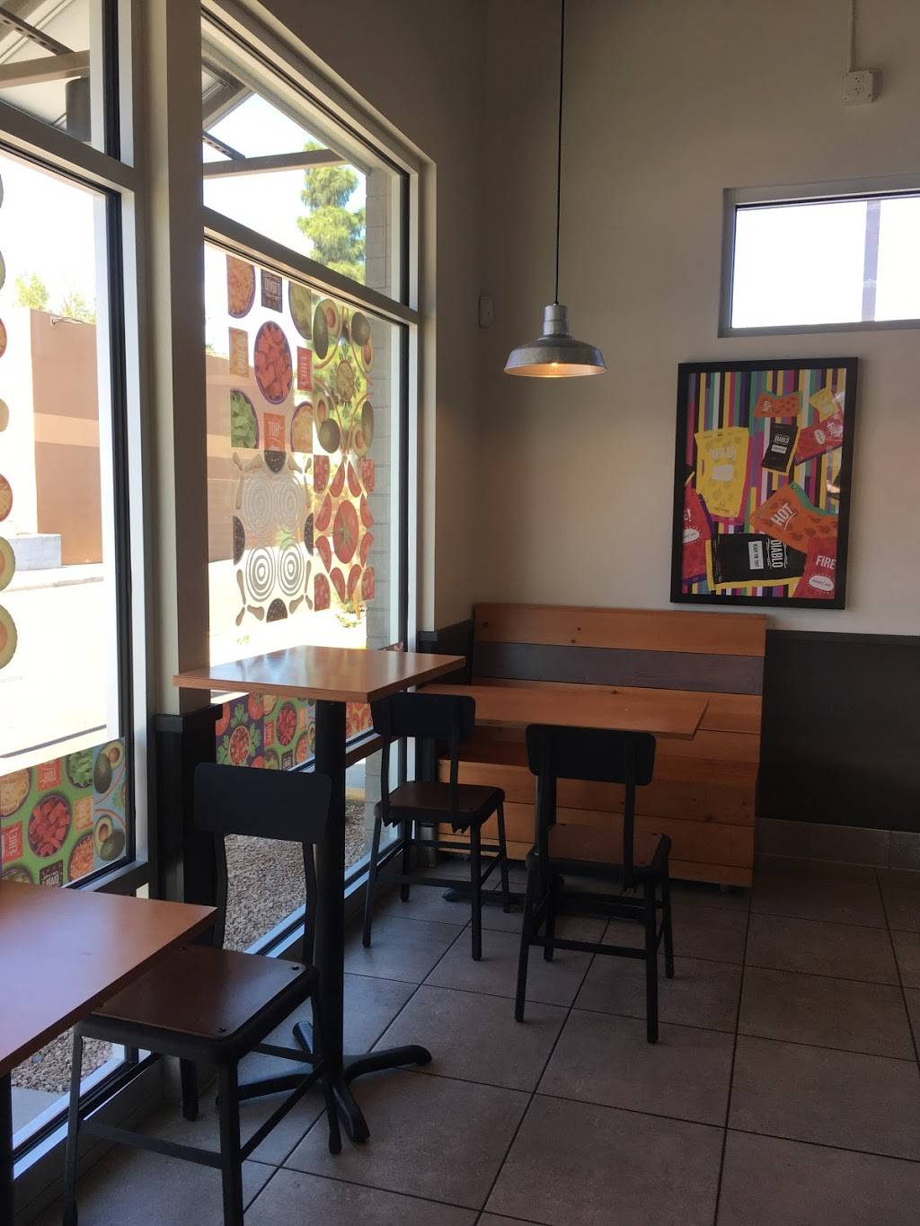 Taco Bell | meal takeaway | 1336 W University Dr, Tempe, AZ 85281, USA | 4805901809 OR +1 480-590-1809