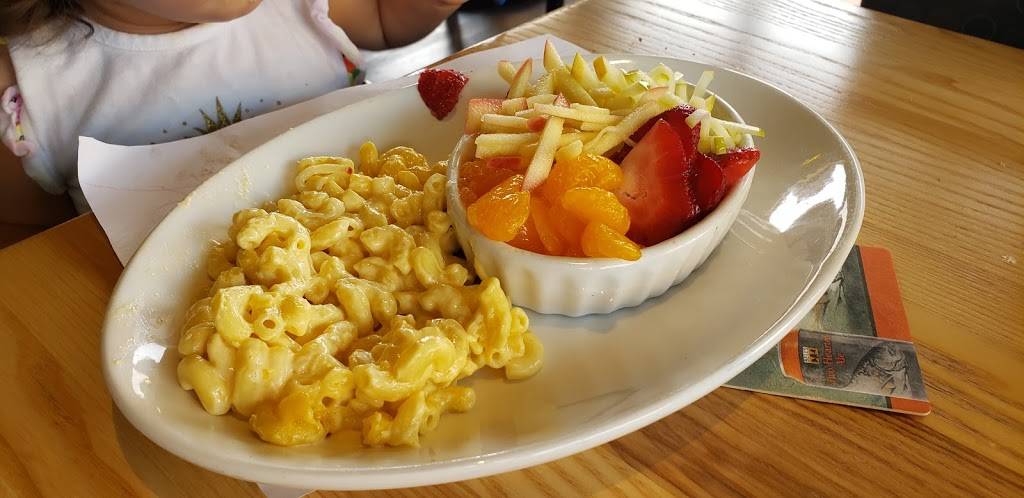 Aubreys Restaurant | restaurant | 496 Northgate Mall Dr, Chattanooga, TN 37415, USA | 4235412895 OR +1 423-541-2895