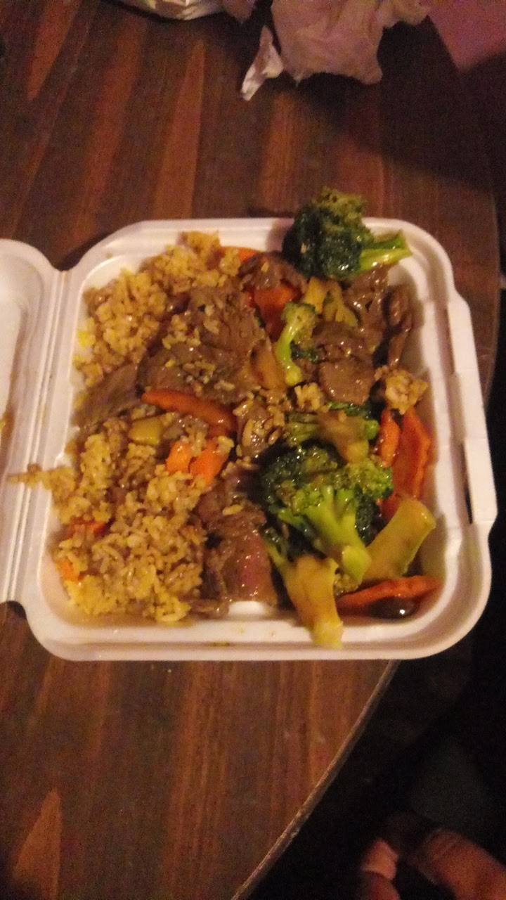 Kongs Express | restaurant | 903 S Zarzamora St, San Antonio, TX 78207, USA | 2104337727 OR +1 210-433-7727