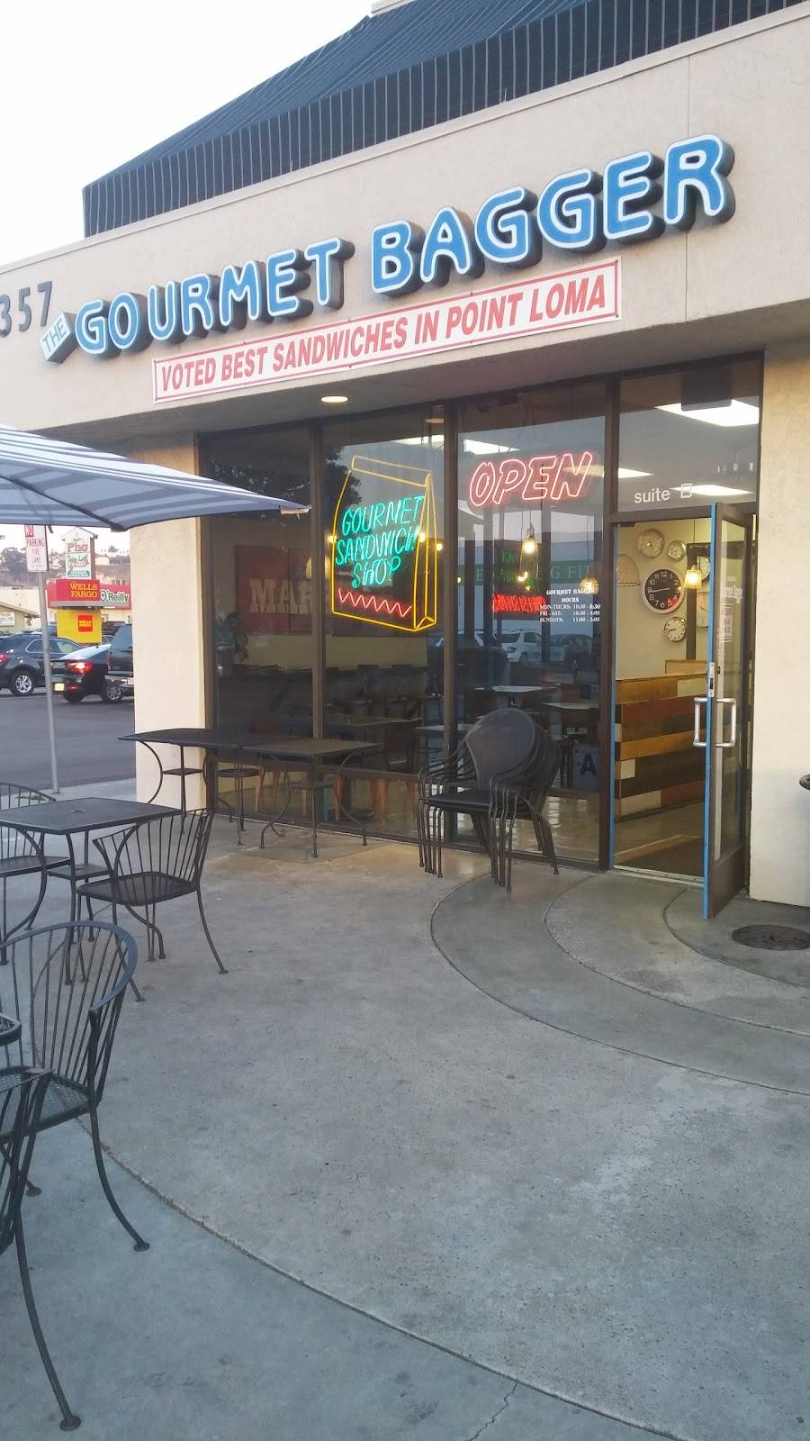 The Gourmet Bagger | restaurant | 3357 Rosecrans St, San Diego, CA 92110, USA | 6195230590 OR +1 619-523-0590