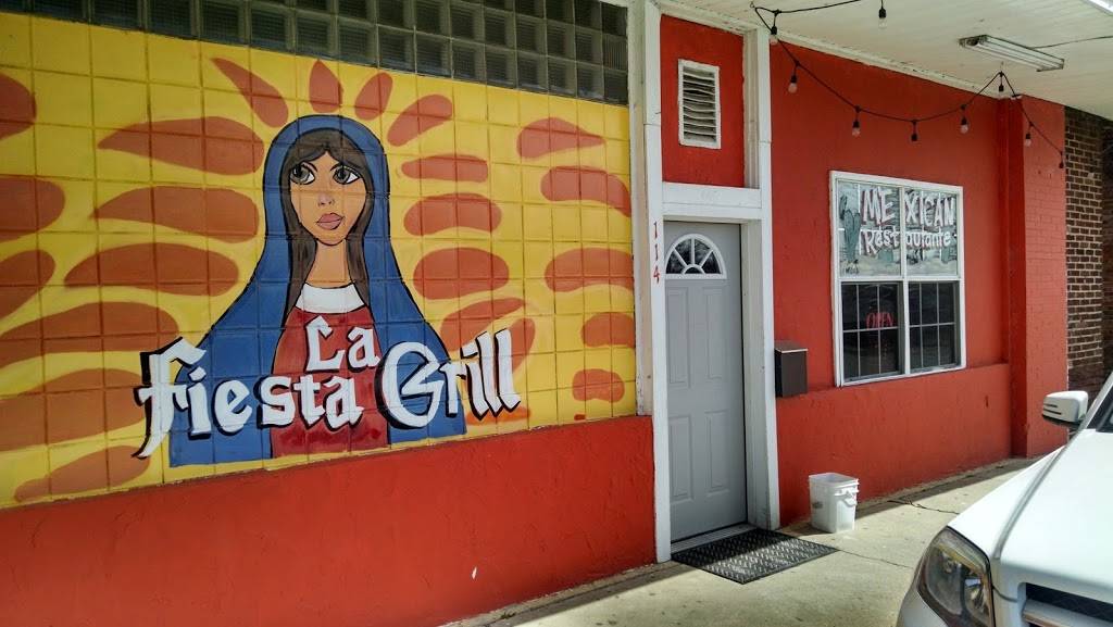 La Fiesta Grill | restaurant | 114 Railroad St, Marked Tree, AR 72365, USA | 8703581358 OR +1 870-358-1358