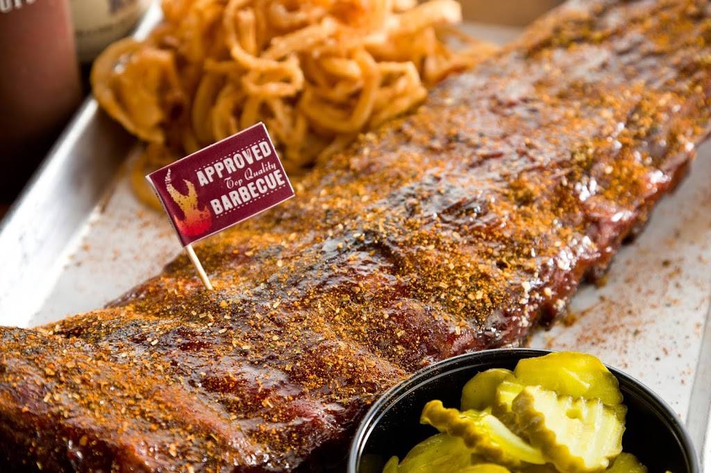 Real Urban Barbecue | restaurant | 2119 Clearwater Dr, Oak Brook, IL 60523, USA | 6309084380 OR +1 630-908-4380