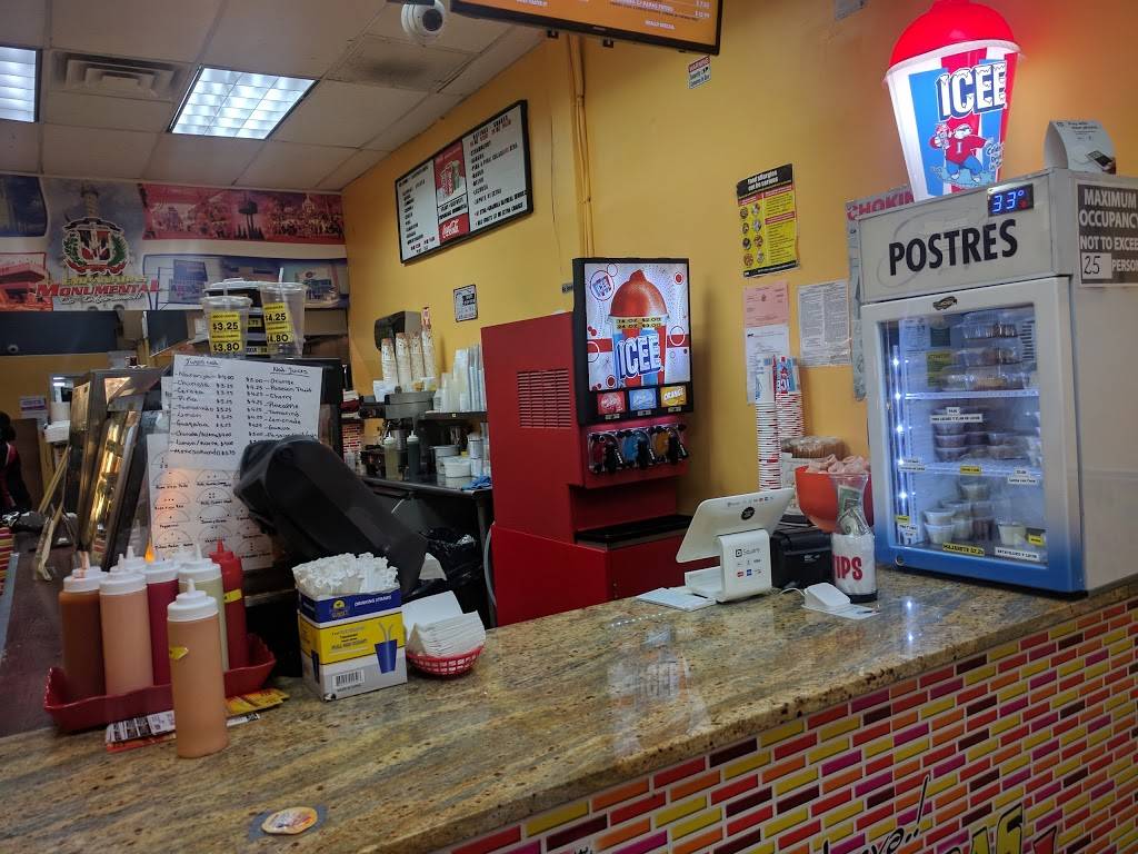 Empanadas Monumental | restaurant | 1971 University Ave, Bronx, NY 10453, United States | 3477264990 OR +1 347-726-4990