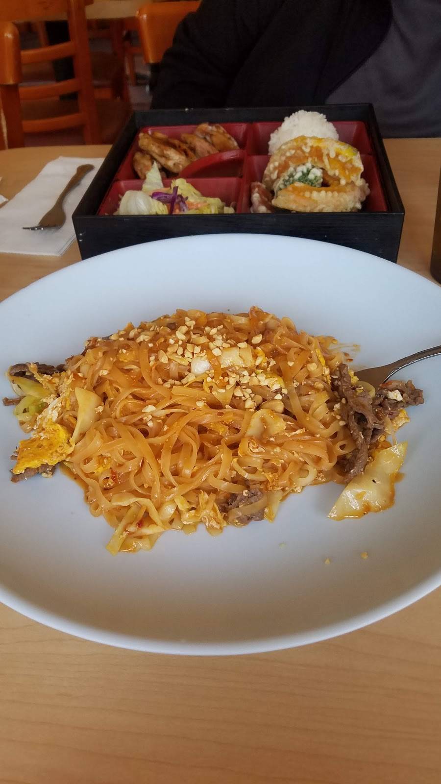 Japan Ginger | restaurant | 220 Front St N, Issaquah, WA 98027, USA | 4254276080 OR +1 425-427-6080