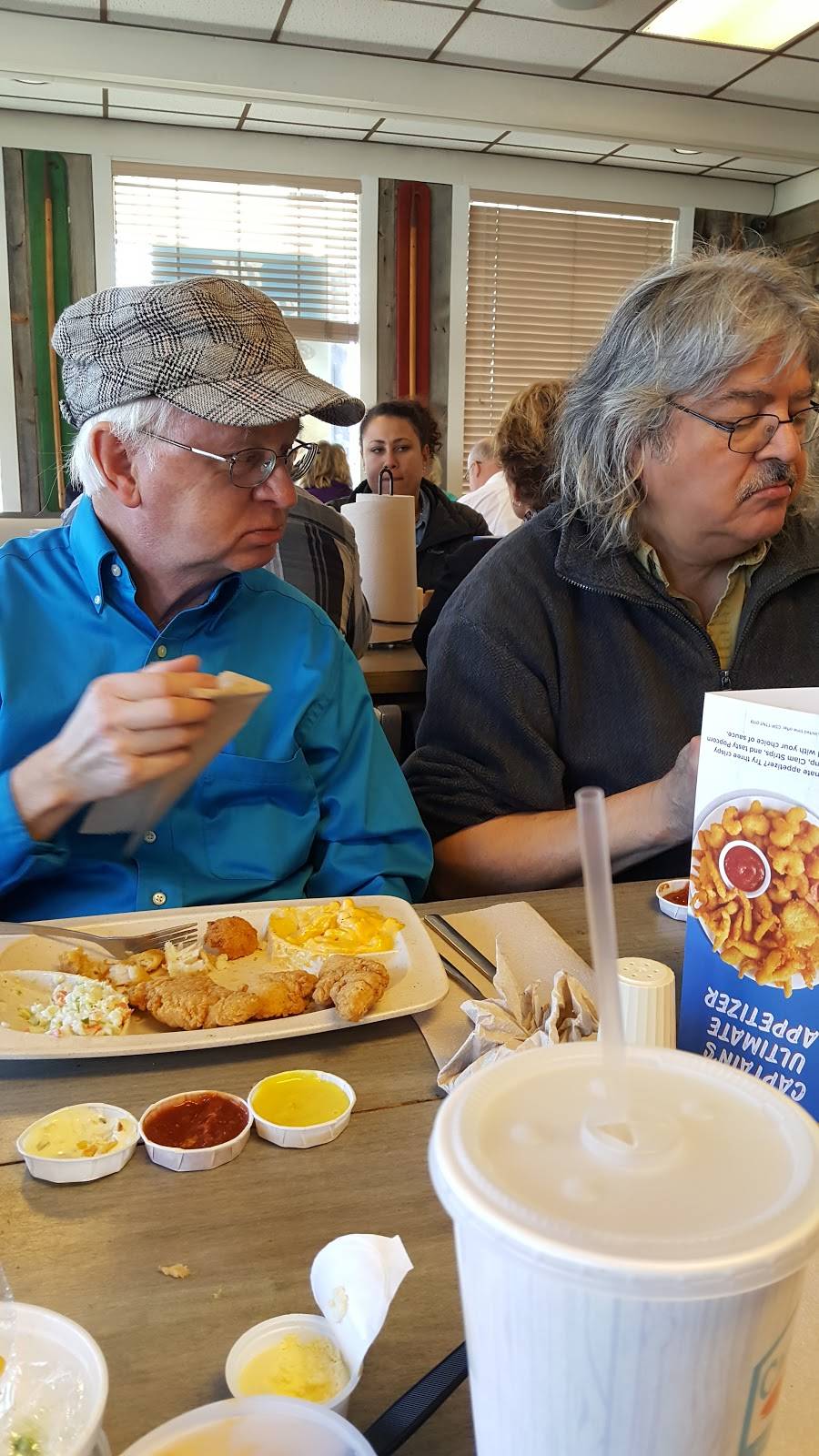 Captain Ds | restaurant | 825 Oakvale Rd, Princeton, WV 24740, USA | 3044255873 OR +1 304-425-5873