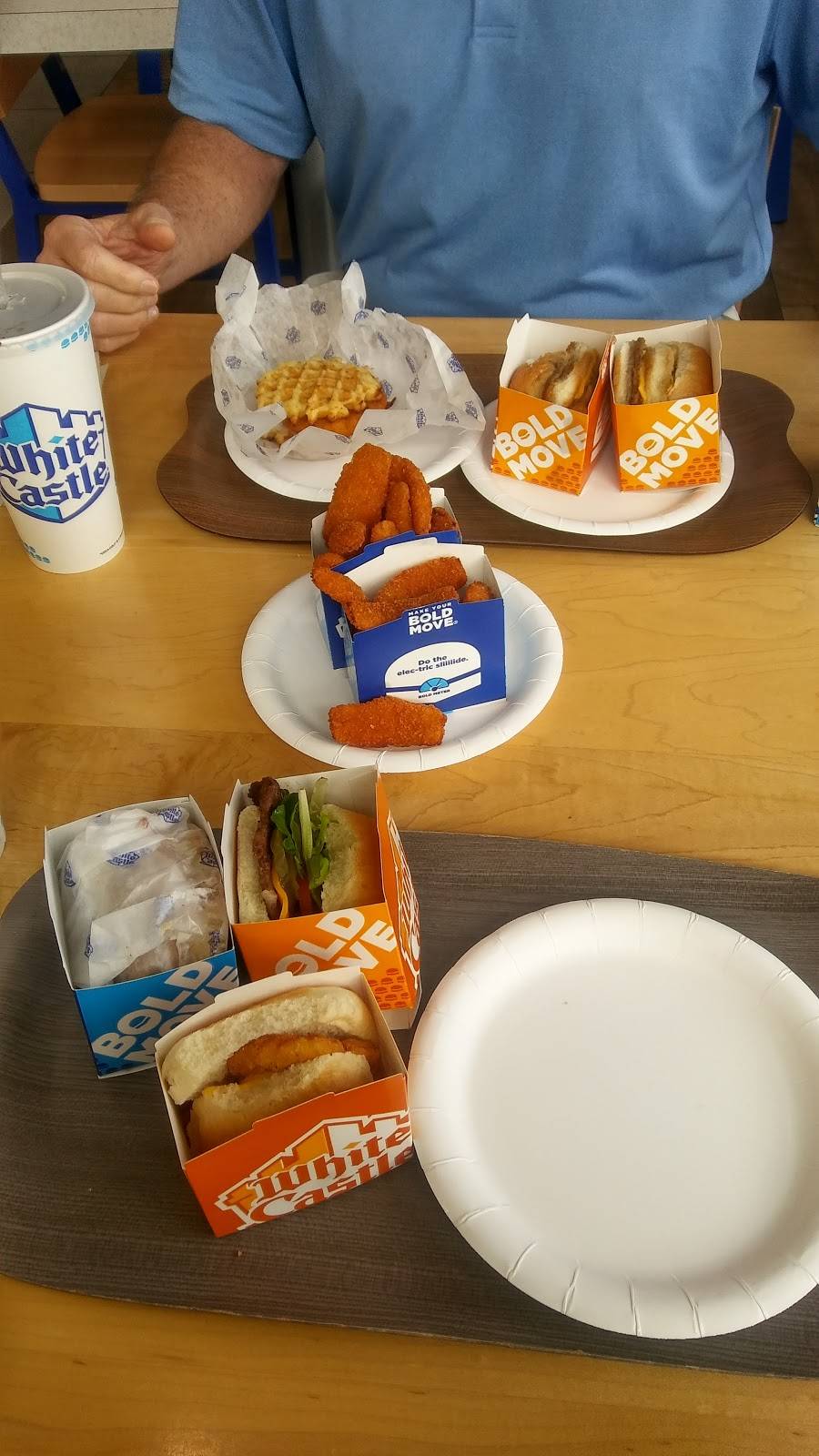 White Castle | restaurant | 965 N High St, Columbus, OH 43201, USA | 6142919189 OR +1 614-291-9189