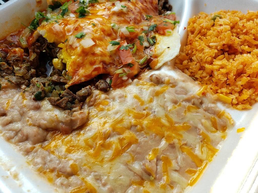 Renes Restaurant | restaurant | 677 N Eisenhower, Wichita, KS 67212, USA | 3169450991 OR +1 316-945-0991