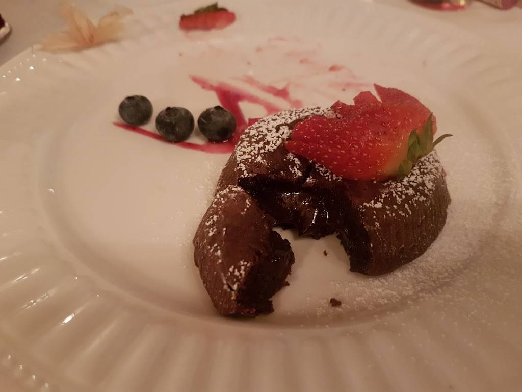 LAumoniere | restaurant | 1334 Rang DEmileville, Saint-Pie, QC J0H 1W0, Canada | 4507726431 OR +1 450-772-6431