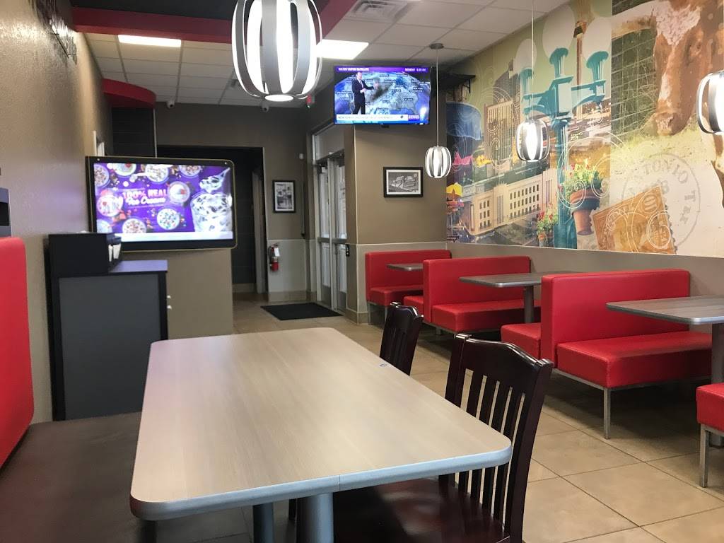 Sonic Drive-In | restaurant | 18419 Rim Dr, San Antonio, TX 78257, USA | 2102678459 OR +1 210-267-8459