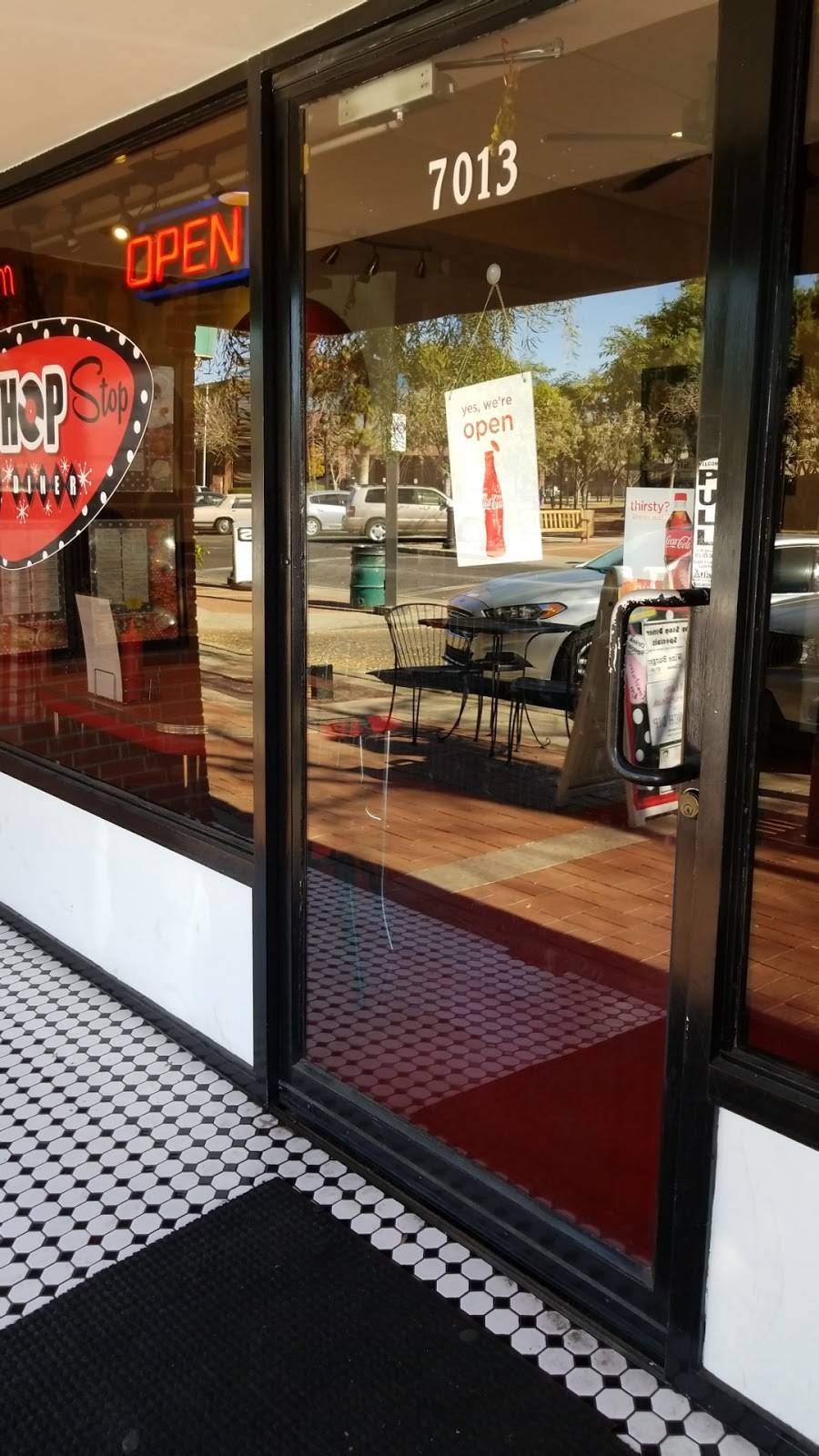 Krispy Creations | restaurant | 7013 N 58th Ave, Glendale, AZ 85301, USA | 6239150100 OR +1 623-915-0100