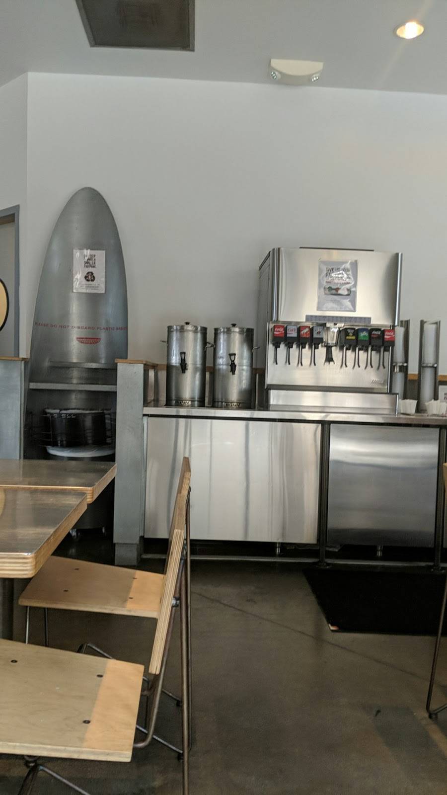 Chipotle Mexican Grill | restaurant | 23645 El Toro Rd, Lake Forest, CA 92630, USA | 9495871550 OR +1 949-587-1550