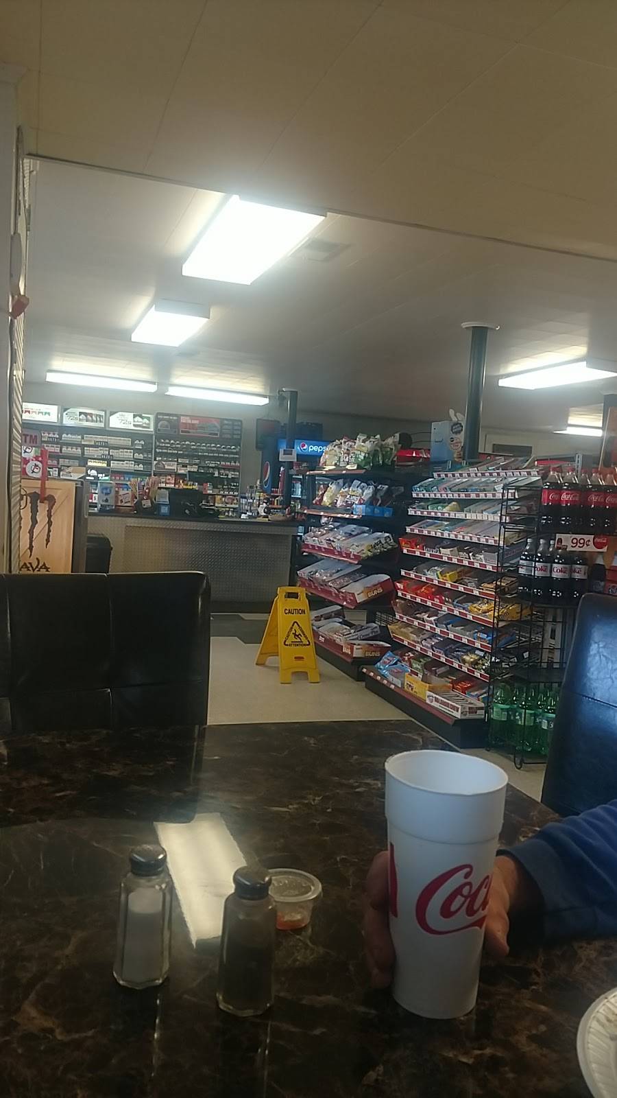 Midway Market | restaurant | 11921 Hwy 70 E, McEwen, TN 37101, USA | 9315828086 OR +1 931-582-8086