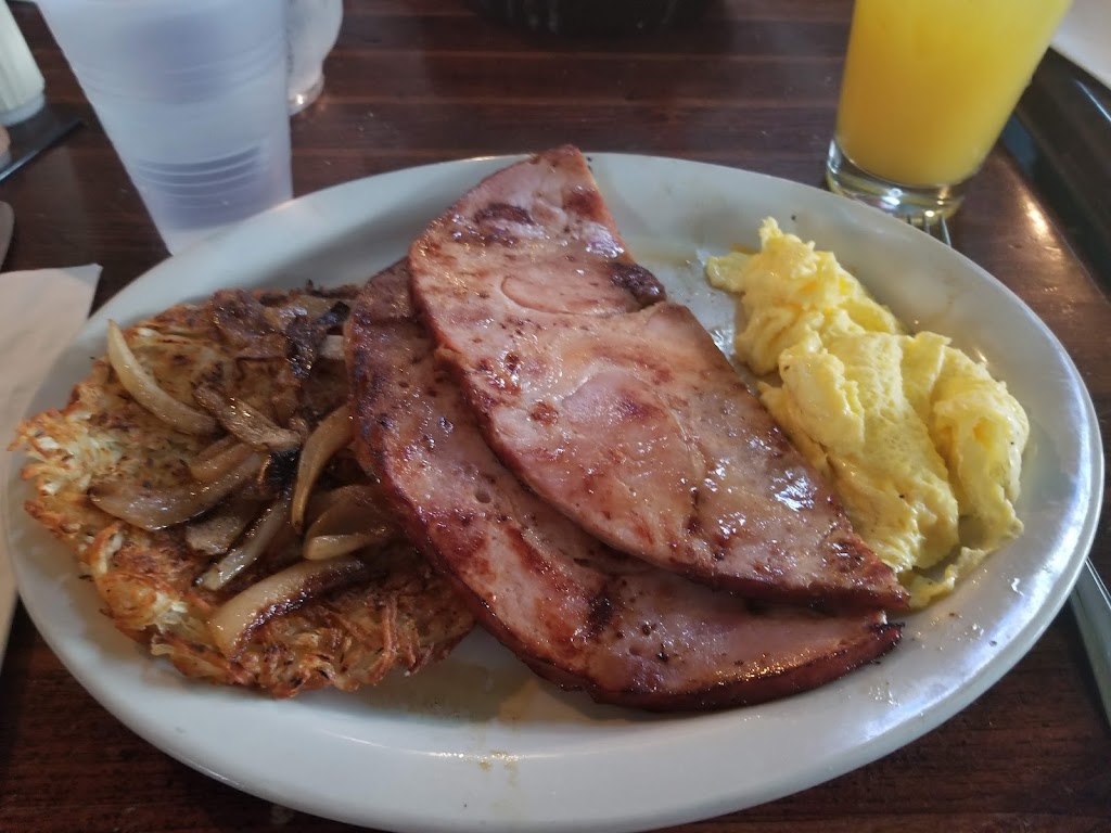 Roberts Roadhouse | restaurant | 9090 S Roberts Rd, Hickory Hills, IL 60457, USA | 7089075686 OR +1 708-907-5686