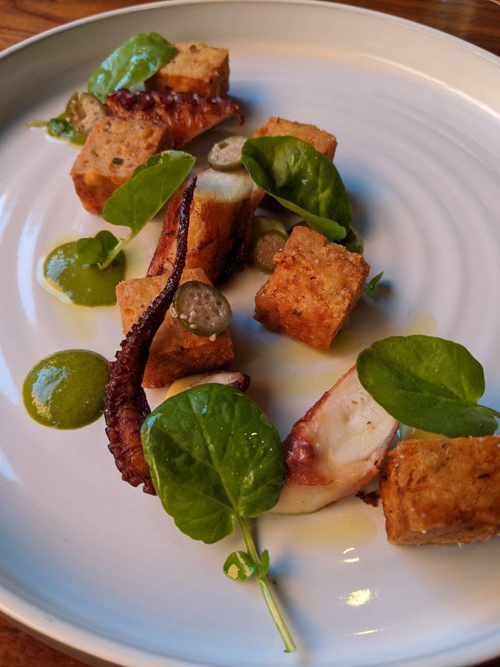 84 Yesler | restaurant | 84 Yesler Way, Seattle, WA 98104, USA | 2066241111 OR +1 206-624-1111