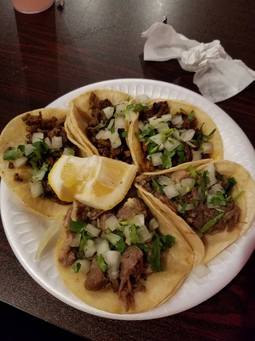 El Burrito Loco | restaurant | 3030 E Palmdale Blvd, Palmdale, CA 93550, USA | 6612334292 OR +1 661-233-4292