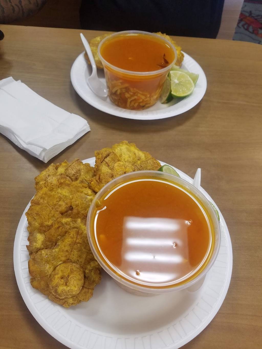 Fancy Fish | restaurant | 32 Central Ave, Passaic, NJ 07055, USA | 9737784466 OR +1 973-778-4466