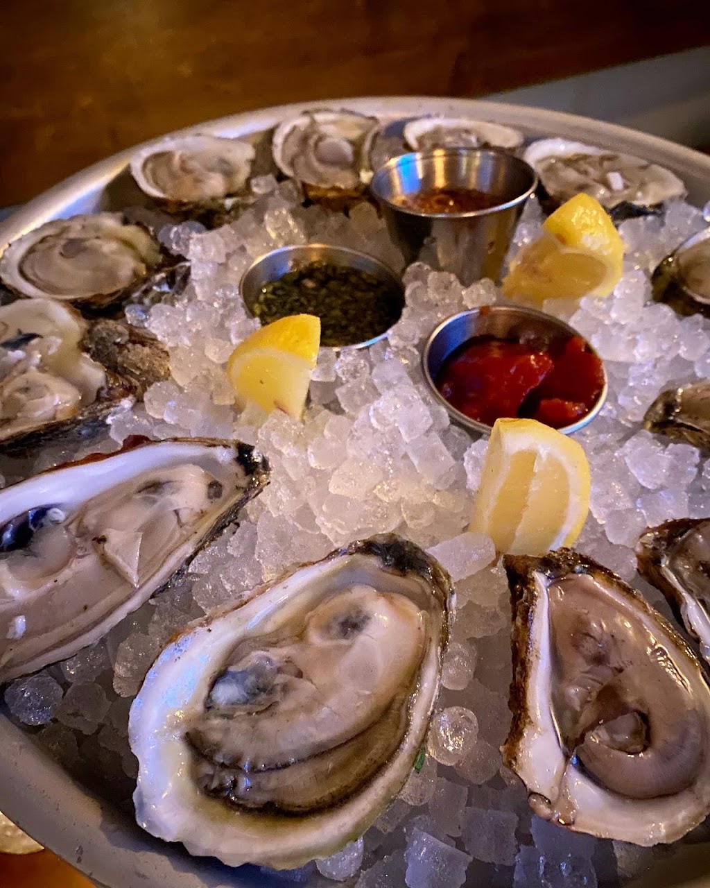 Bar Crudo Oyster Bar and Seafood Restaurant | restaurant | 412 5th Ave, Brooklyn, NY 11215, USA | 7187011894 OR +1 718-701-1894