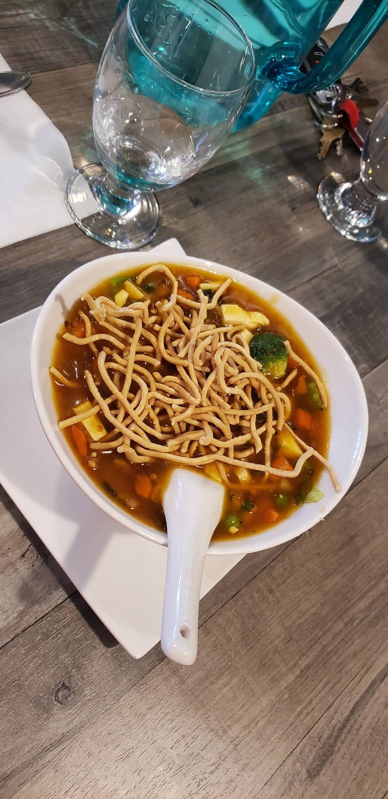 China Palace | restaurant | 3530 Derry Rd E, Mississauga, ON L4T 4E3, Canada | 9054051118 OR +1 905-405-1118