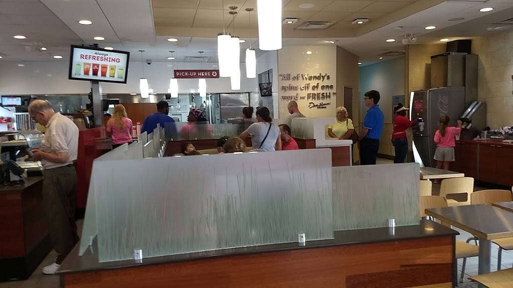 Wendys | restaurant | 6925 S Lindbergh Blvd, St. Louis, MO 63125, USA | 3148921239 OR +1 314-892-1239