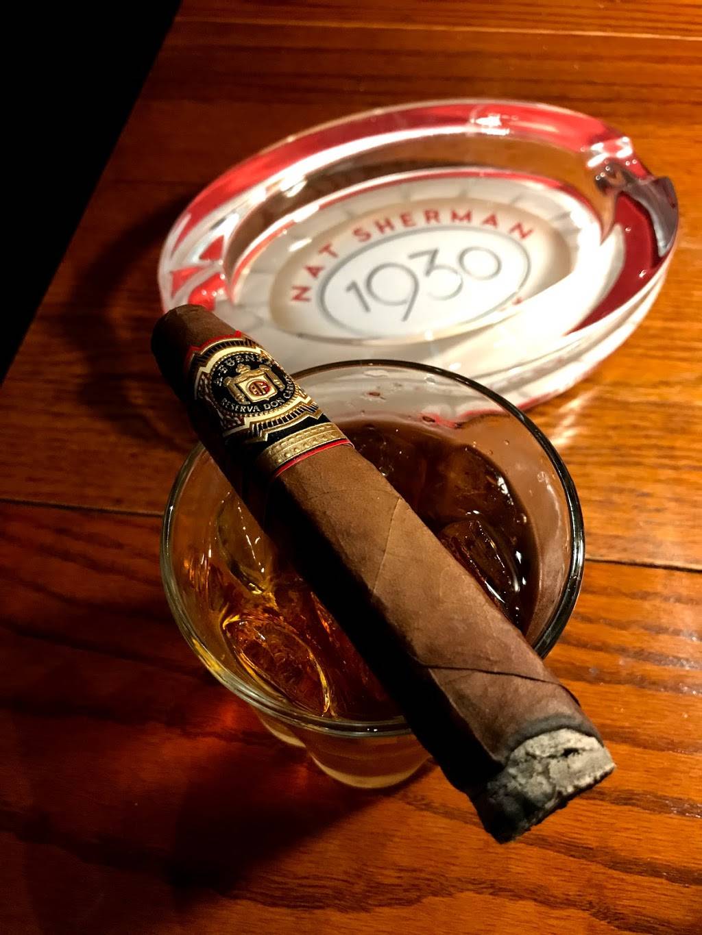 Shellys Back Room | restaurant | 1331 F St NW, Washington, DC 20004, USA | 2027373003 OR +1 202-737-3003