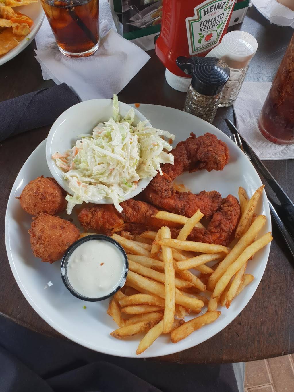 Duffys Sports Grill | restaurant | 627 Cape Coral Pkwy W, Cape Coral, FL 33914, USA | 2392056771 OR +1 239-205-6771