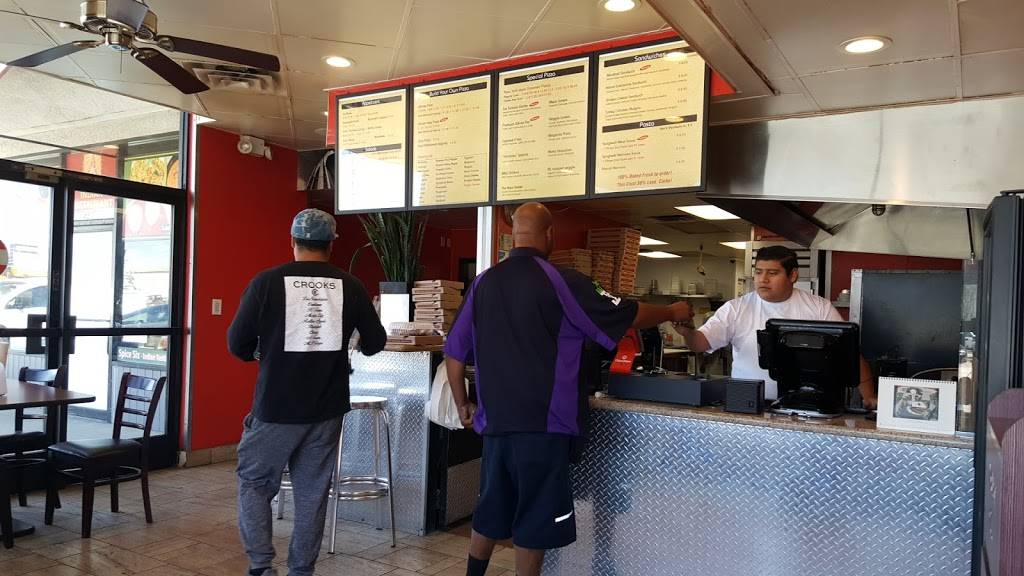 Fat Tomato Pizza | restaurant | 446 Pacific Coast Hwy, Hermosa Beach, CA 90254, USA | 4242478021 OR +1 424-247-8021