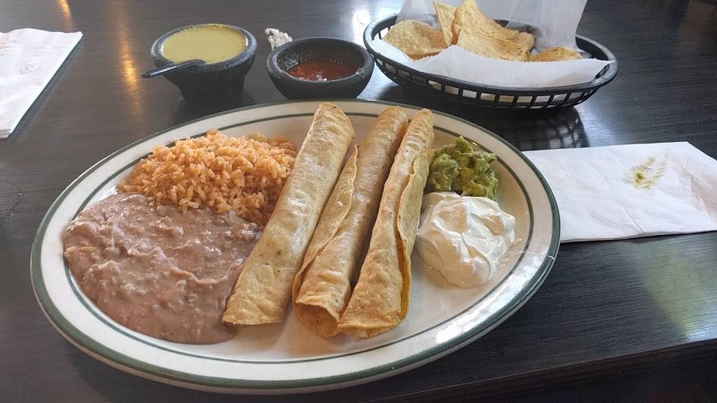 Tepatitlan Mexican Grill | restaurant | 4720 N Main St, Houston, TX 77009, USA | 7138624124 OR +1 713-862-4124