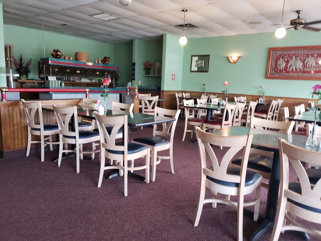 Moon Thai Restaurant | restaurant | 2218 NW 23rd St, Oklahoma City, OK 73107, USA | 4056010546 OR +1 405-601-0546