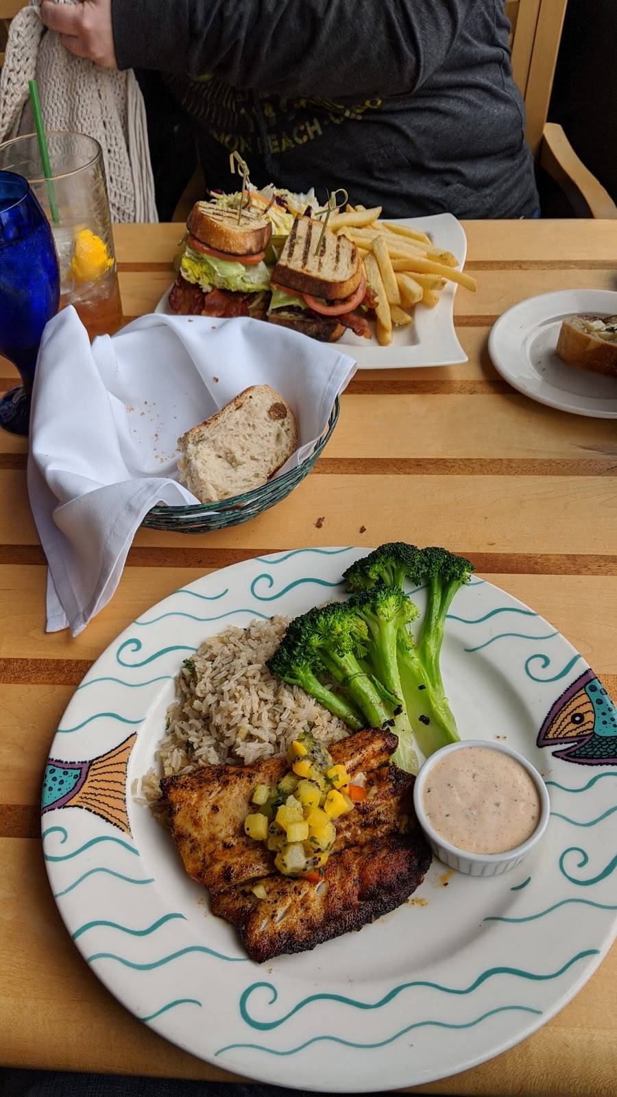 Anthonys Homeport Olympia | restaurant | 704 Columbia St NW, Olympia, WA 98501, USA | 3603579700 OR +1 360-357-9700