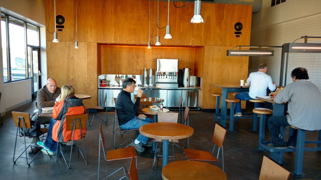 Chipotle Mexican Grill | restaurant | 3095 White Bear Ave N Unit 1, Maplewood, MN 55109, USA | 6512510306 OR +1 651-251-0306