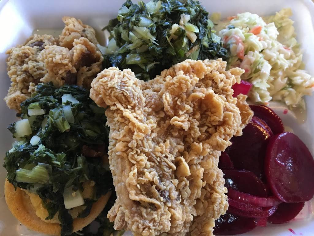 Hartz Chicken Buffet | restaurant | 10314 US-59, Wharton, TX 77488, USA | 9792828800 OR +1 979-282-8800