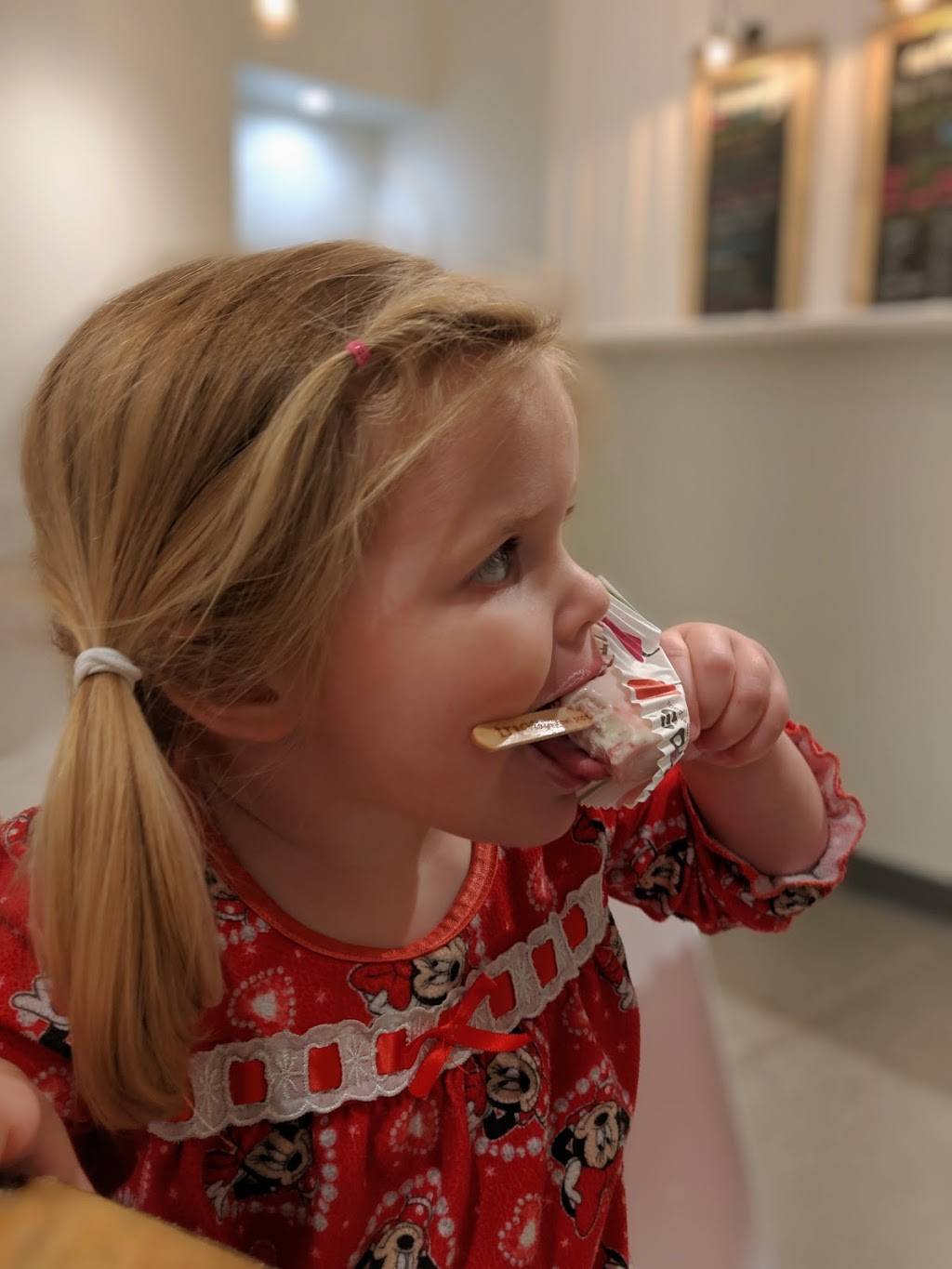 Frios gourmet popsicles | restaurant | 4425 S Mountain Rd Ste 102, Mesa, AZ 85212, USA | 4803507852 OR +1 480-350-7852