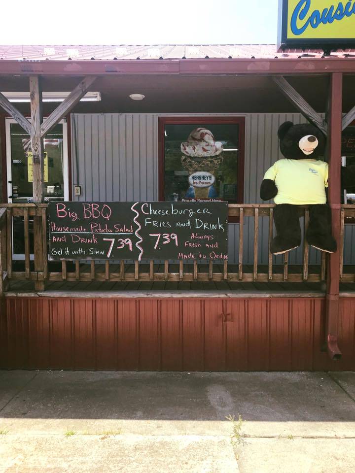 Cousin Boogys Grill | restaurant | 2074 Smith Mountain Lake Pkwy, Huddleston, VA 24104, USA | 5402972800 OR +1 540-297-2800