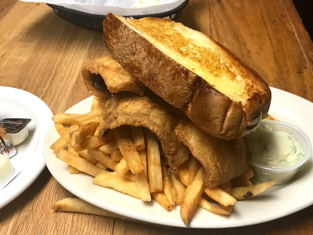 Karlin Inn | restaurant | 7484 Karlin Rd, Interlochen, MI 49643, USA | 2312637995 OR +1 231-263-7995