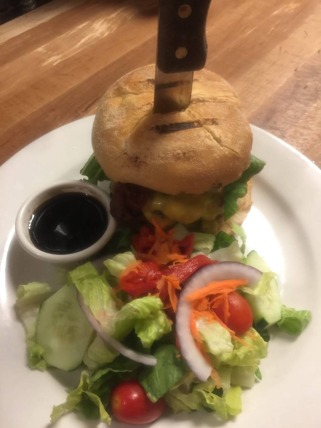 Mama Bellas Pizzeria & Restaurant | restaurant | 1600 NY-112, Medford, NY 11763, USA | 6317588220 OR +1 631-758-8220