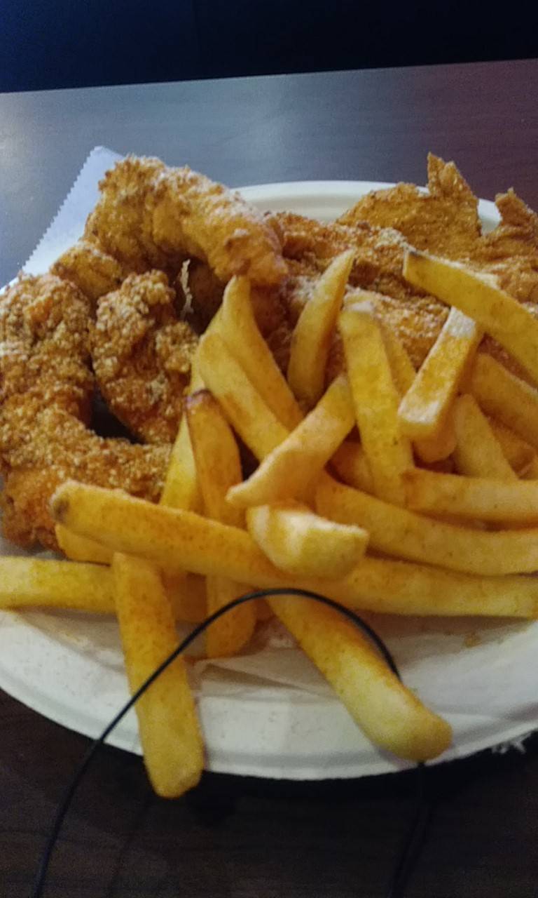 Eddys Chicken and Waffles | restaurant | 3252 Noe Bixby Rd, Columbus, OH 43232, USA | 6148297770 OR +1 614-829-7770