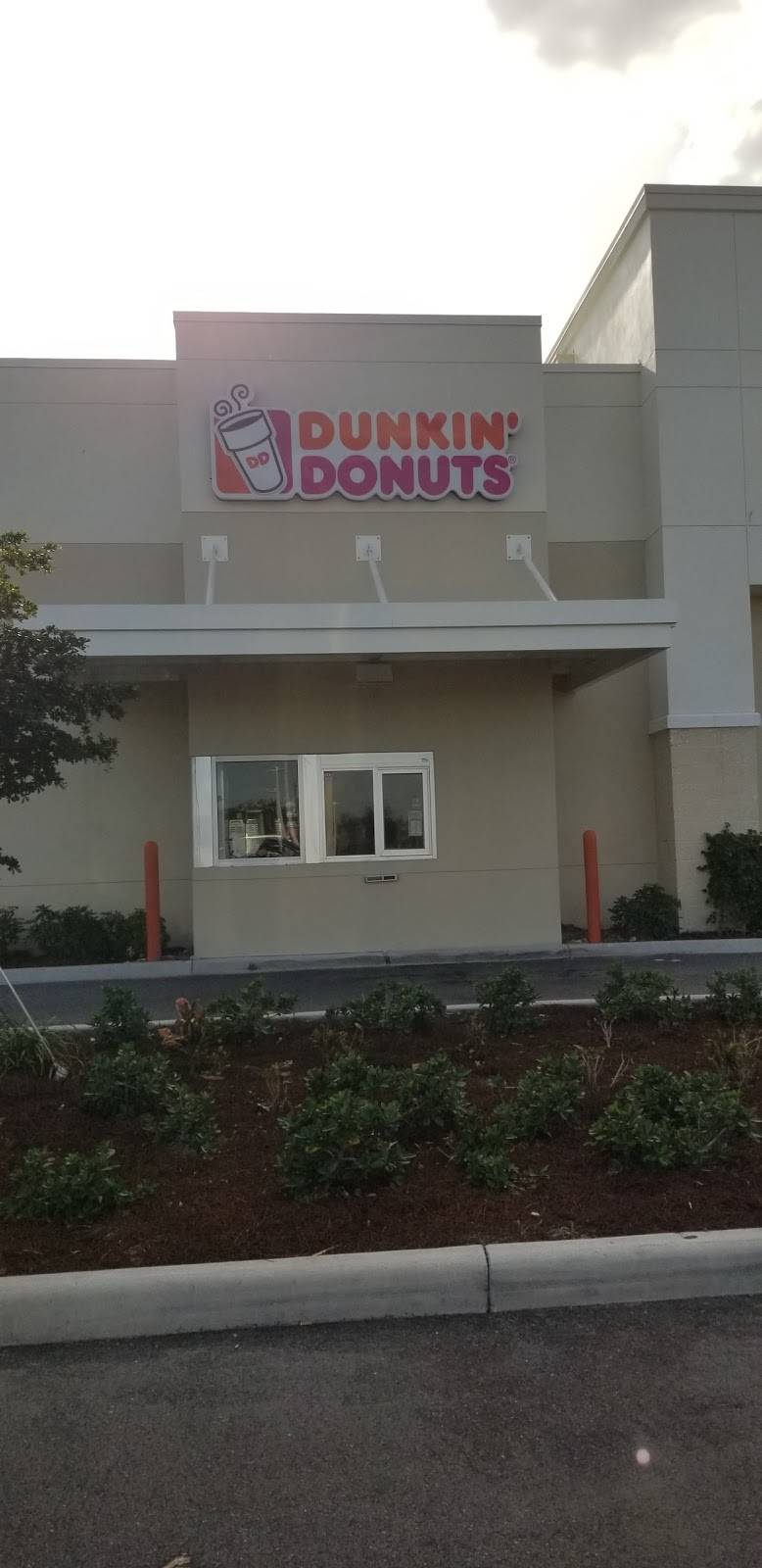 Dunkin | bakery | 13101 Paul J Doherty Pkwy, Fort Myers, FL 33913, USA | 2392880490 OR +1 239-288-0490