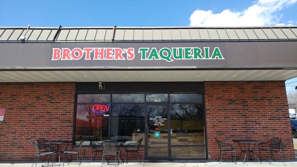 Brothers Taqueria | restaurant | 2398 County Rd E, New Brighton, MN 55112, USA | 6514140093 OR +1 651-414-0093