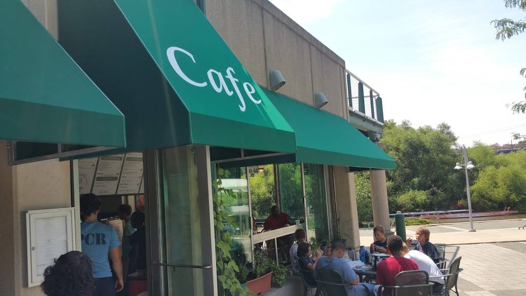 Cosmic Café | cafe | 1 Boathouse Row, Philadelphia, PA 19130, USA | 2159780900 OR +1 215-978-0900